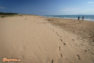 Kastro Kilinis, beach