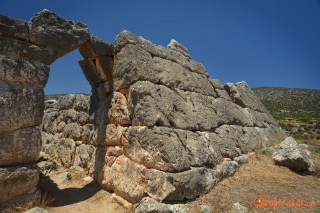 La piramide di Elliniko