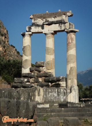 Delfi (Delphi)