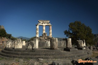 Delfi (Delphi)