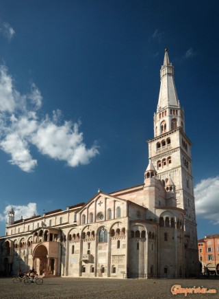 Italy, Modena